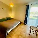 Les De La Richardiere Saint-Révérend