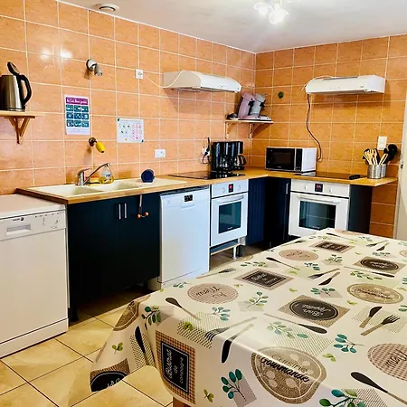 Les De La Richardiere Holiday home Saint-Reverend