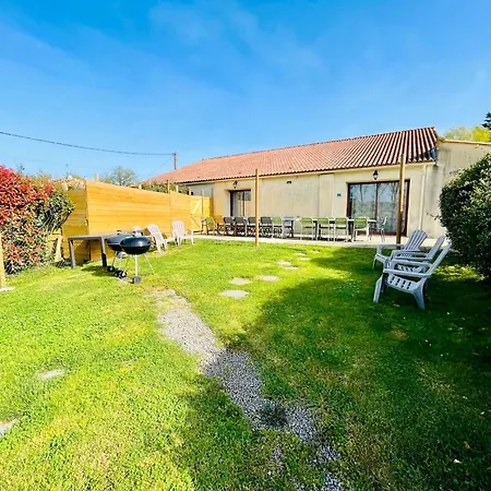 Les De La Richardiere *