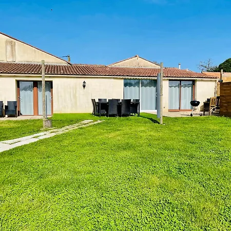 Casa de Férias Les De La Richardiere *