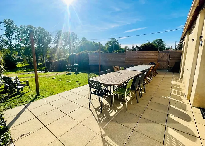 Les De La Richardiere *