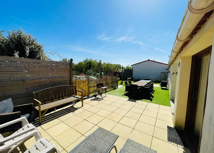 Les De La Richardiere Saint-Révérend