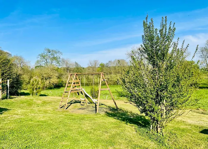 Les De La Richardiere بيت للعطل